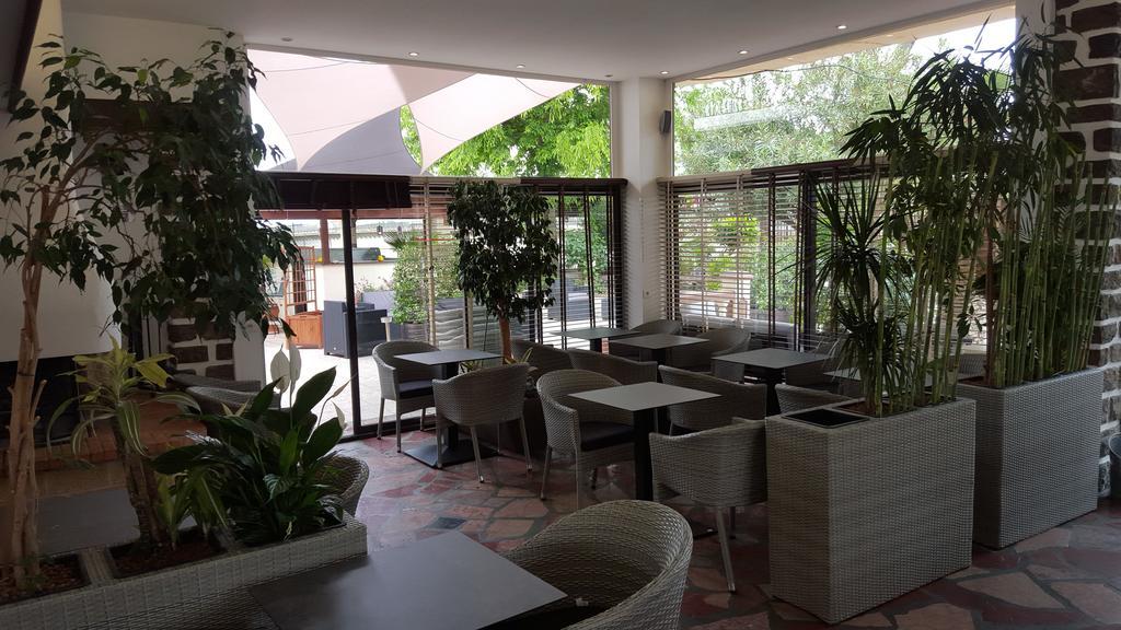 Hotel Restaurant Mon Auberge Lunel  Exterior photo